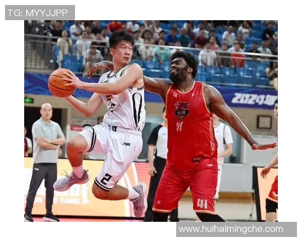 安徽文一队迎战劲敌全力争胜展现球队实力与团结精神