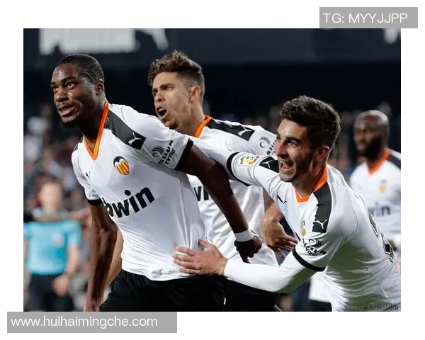 巴伦西亚主场迎战皇马前瞻分析双方近期状态与战术对决